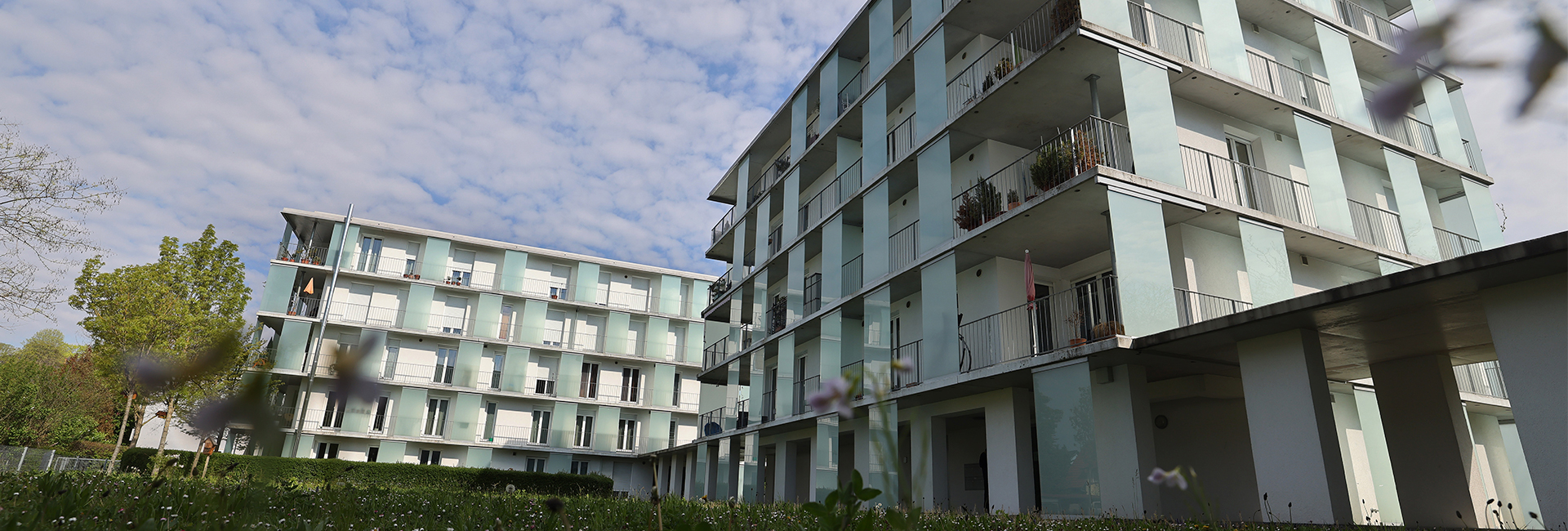 Wohngebäude Seitenansicht